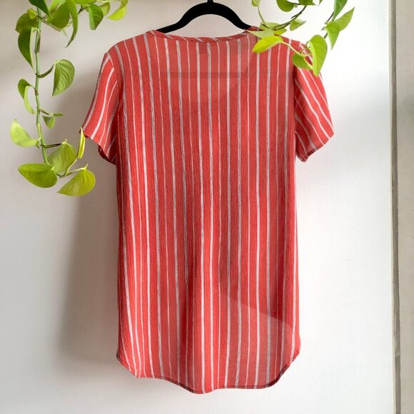 Final Touch Striped Tie-Front High Low Top - Picture 4 of 7